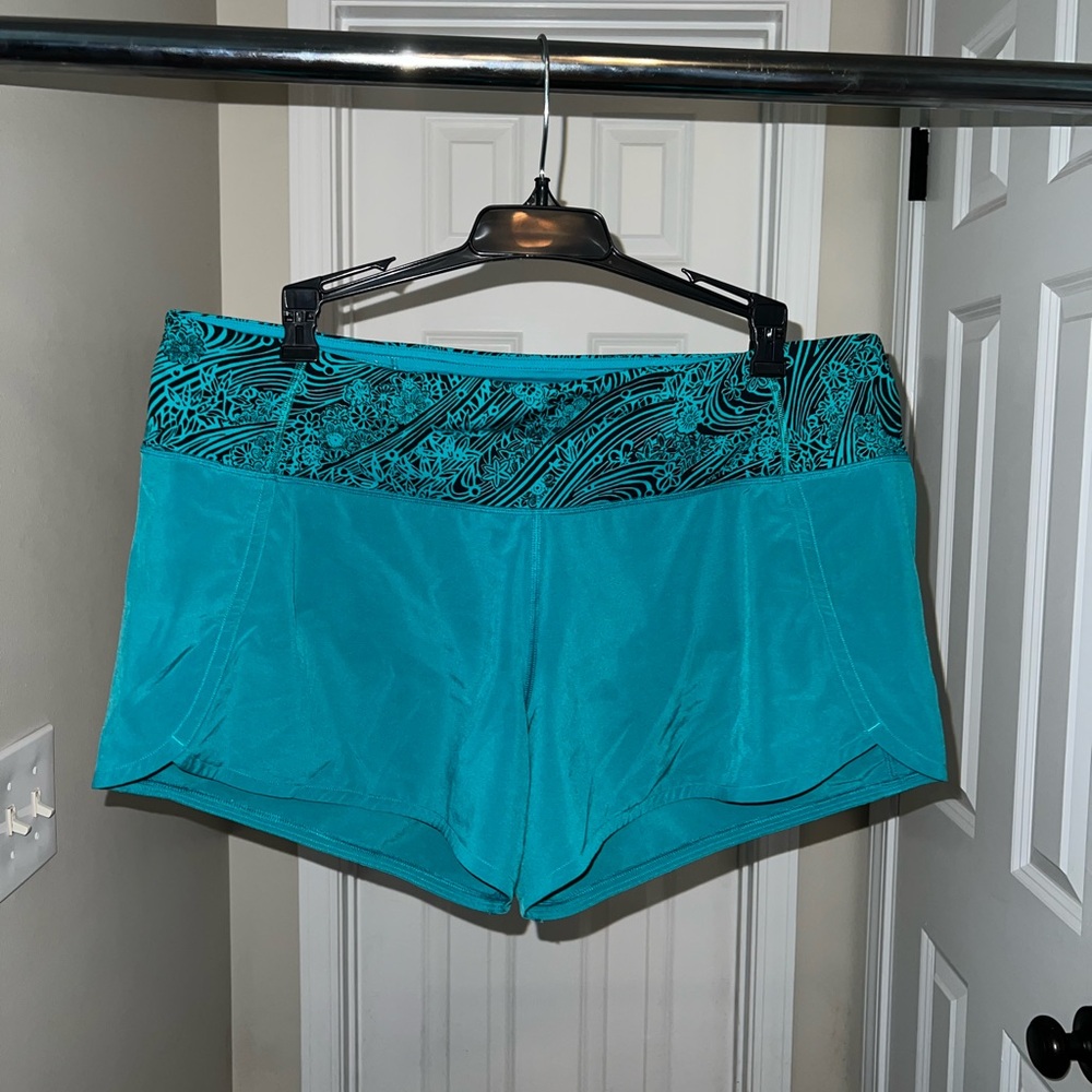 Lululemon athletic shorts